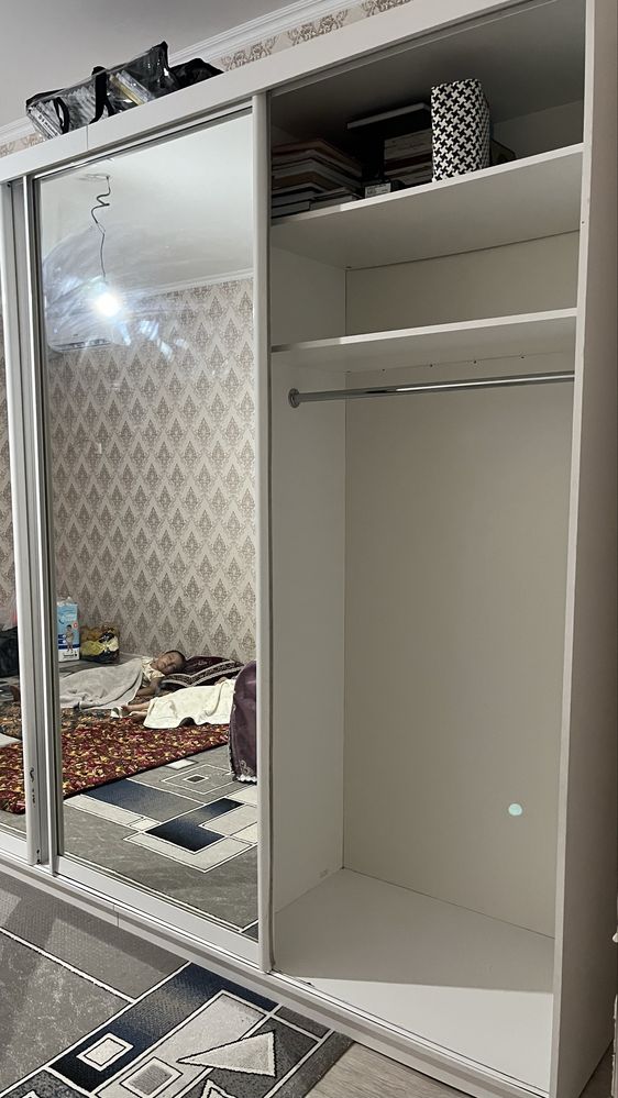 Продам шкаф для спальни