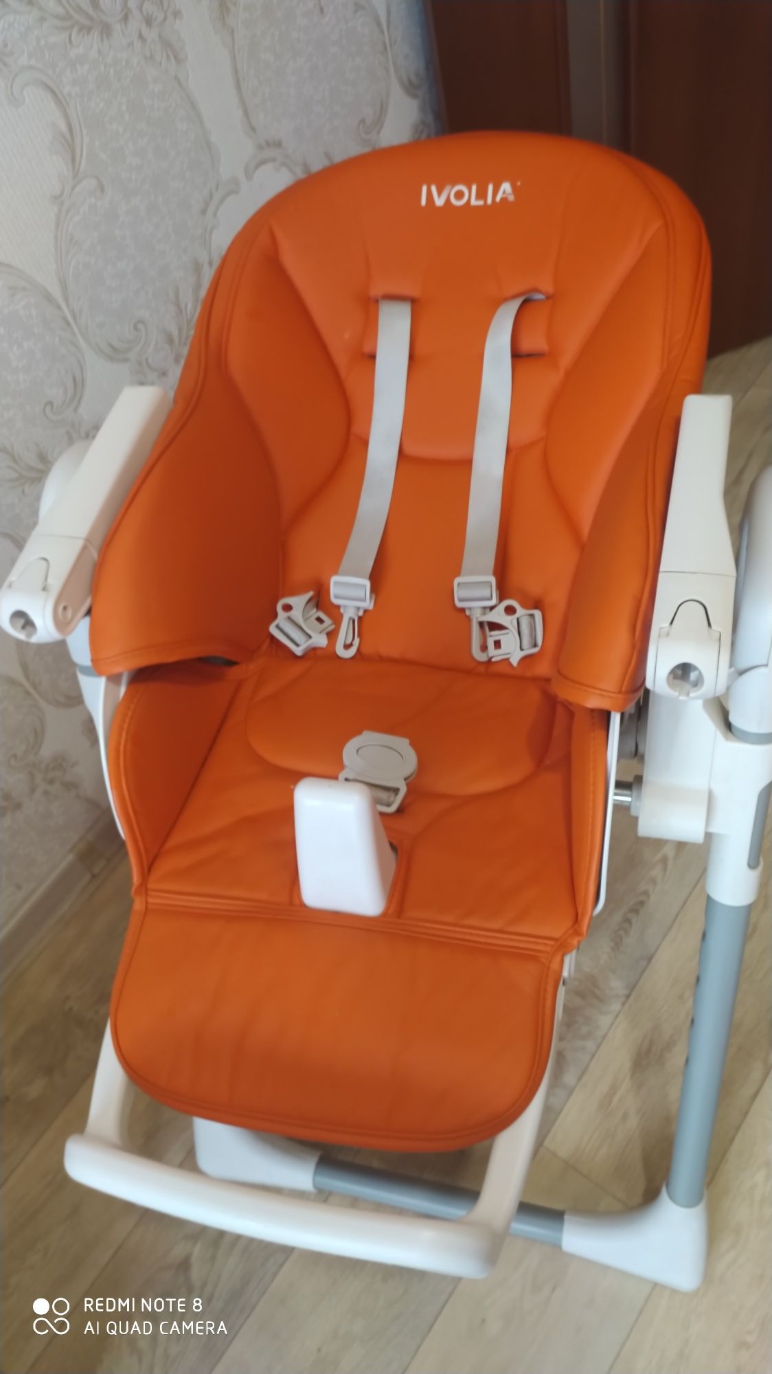 Продам стульчик для кормления