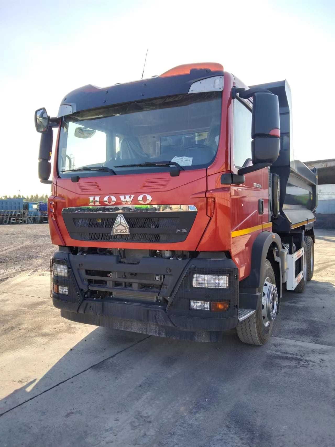 Самосвал HOWO 15 тонн
