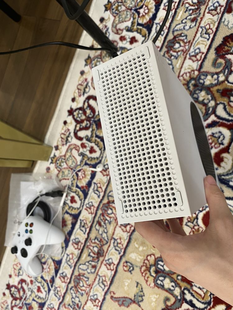 Игровая приставка Xbox series S