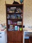 Продам шкаф для книг и вещей