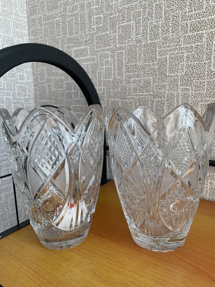 Продам , блюда для фруктов и банки, кружки, бидоны