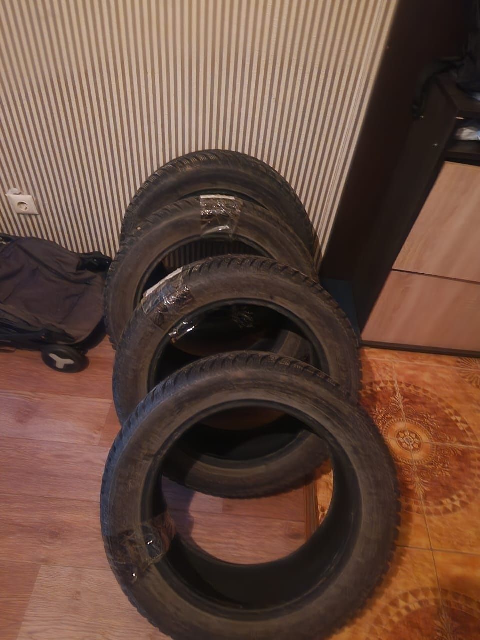 Продам зимние шины б/у