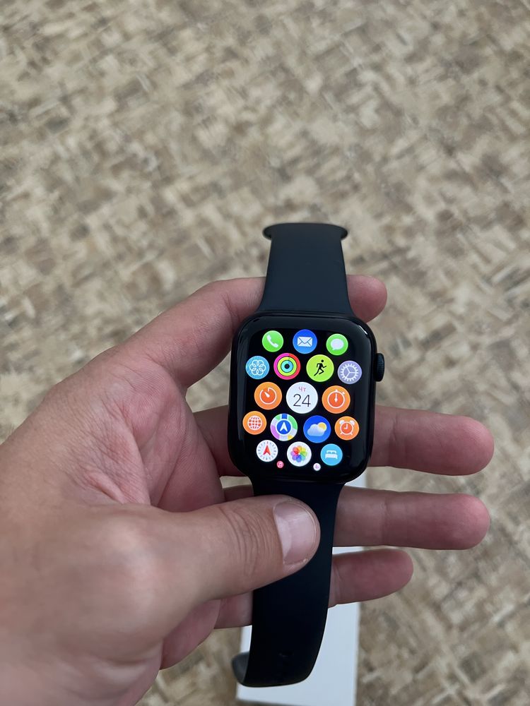 Продам Обменяю Apple Watch 9 45 mm