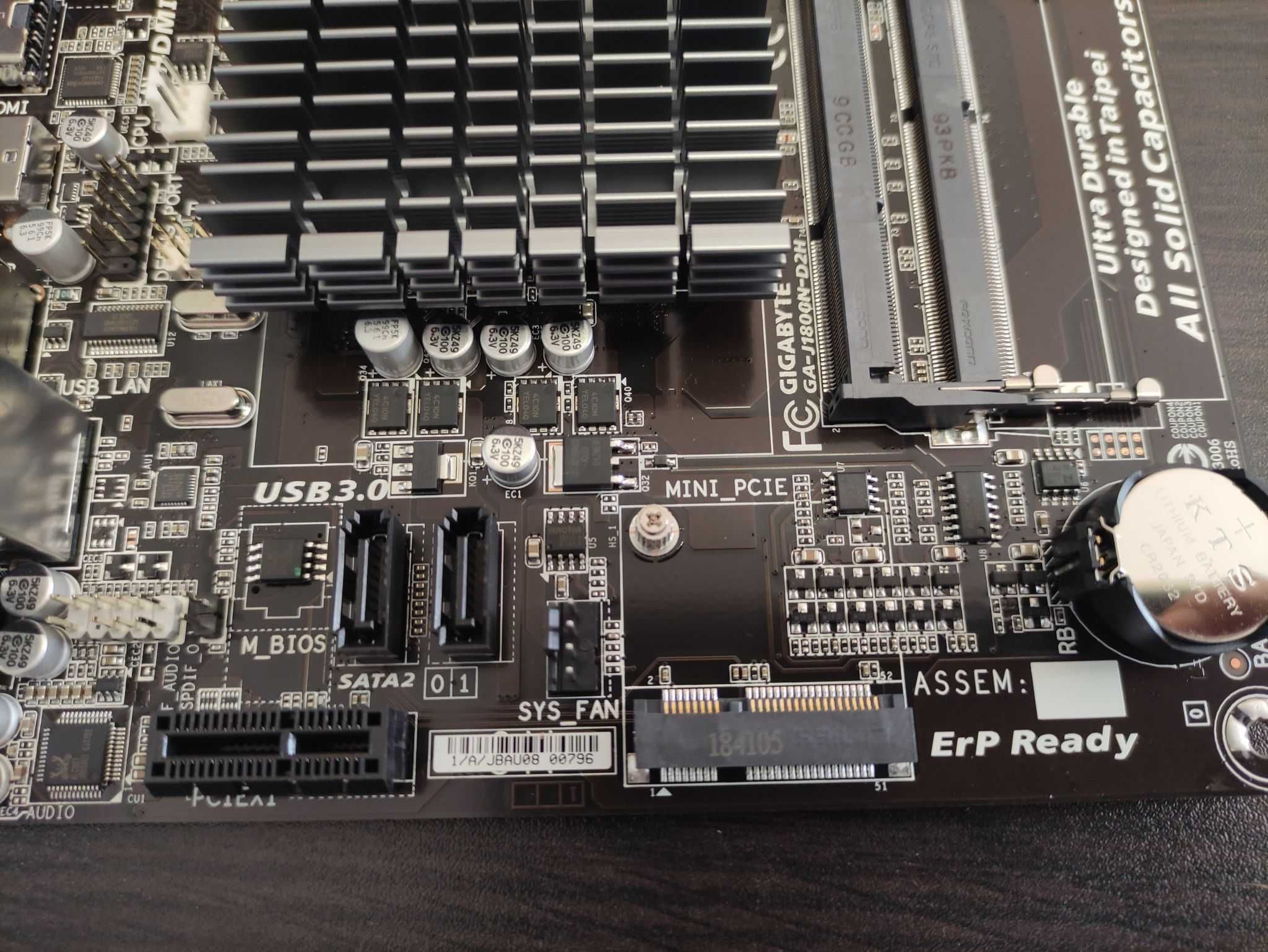 Материнская плата Mini-ITX  Gigabyte GA-J1800N-D2H