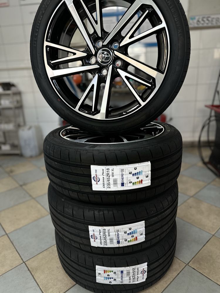 Камри 80  новый комплект 235 45 R18