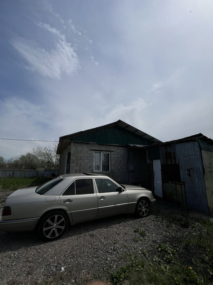 Продам дом жилой 10.8 сот земля