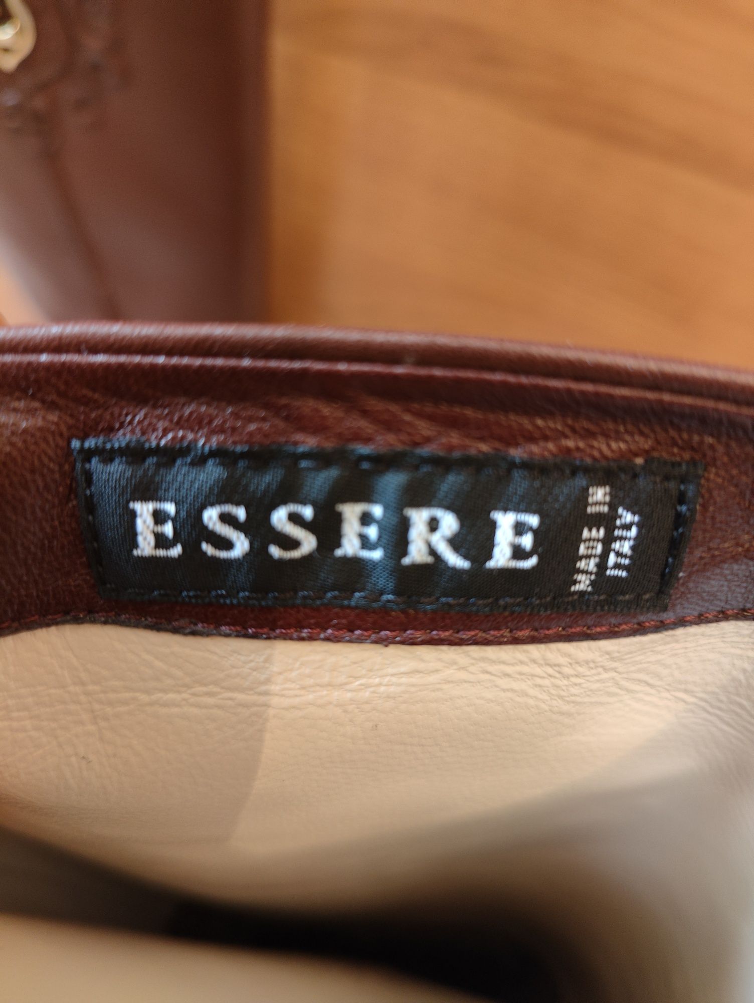 Итальянские сапоги essere