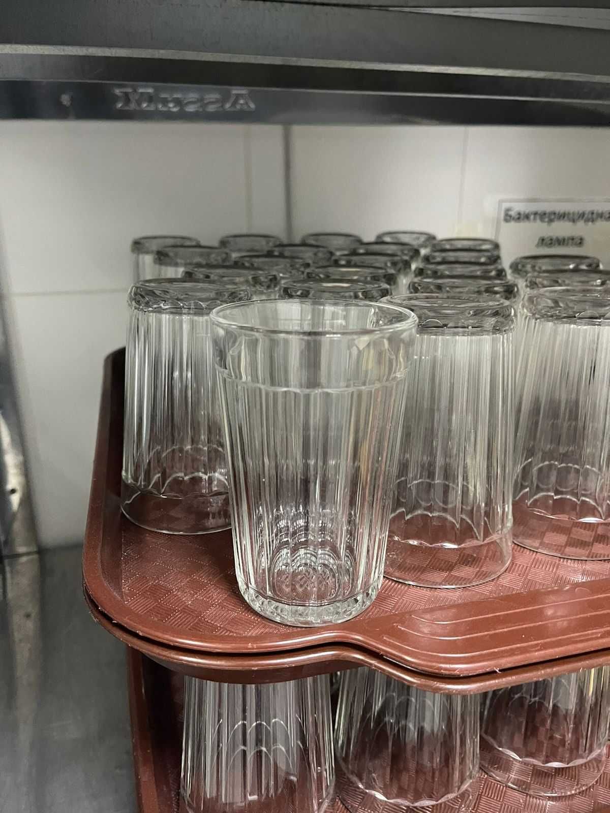 Продам  посуду для кафе-столовой.