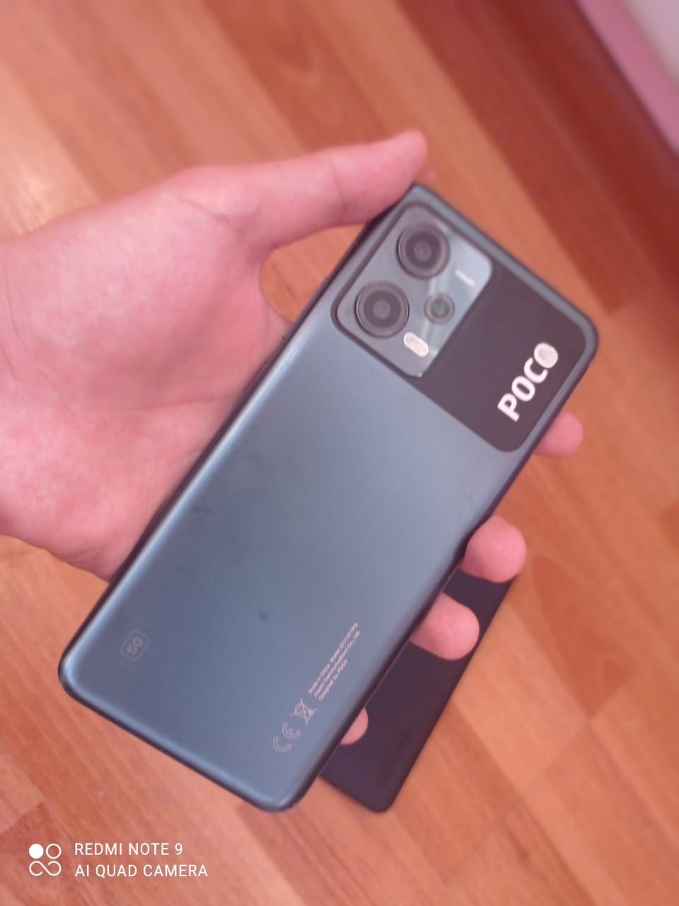 POCO X5 5G  256/12gb