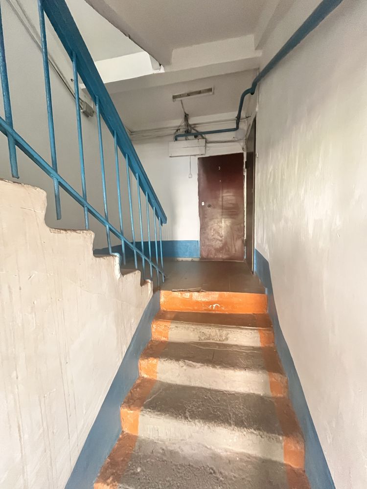 Продам 2 комн квартиру