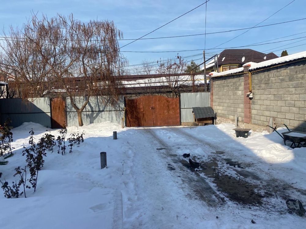 Продам двухэтажный дом