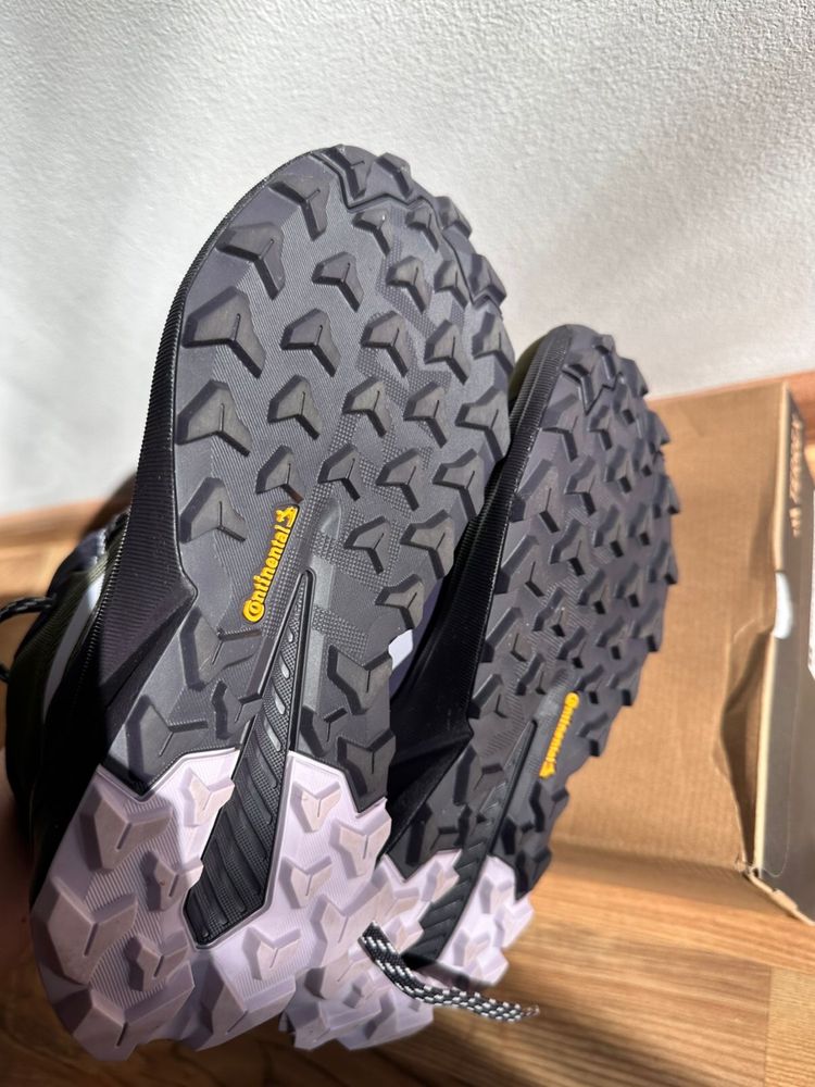 Зимние ботинки Adidas TERREX TRAILMAKER 2.0 MID GORE-TEX
