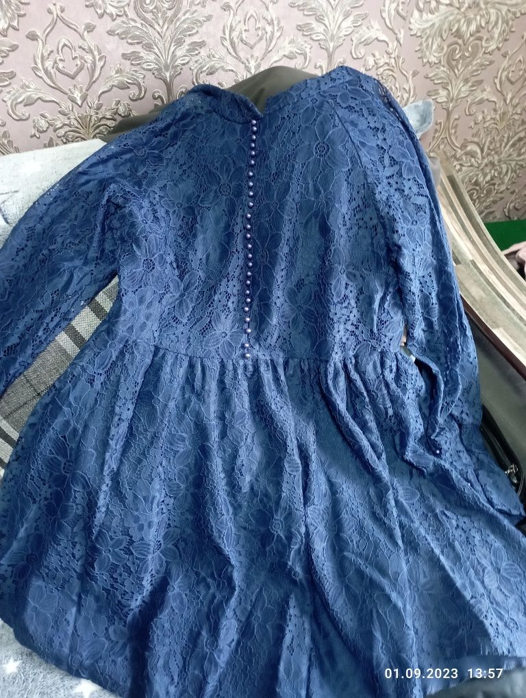 Продам платья 46 размера