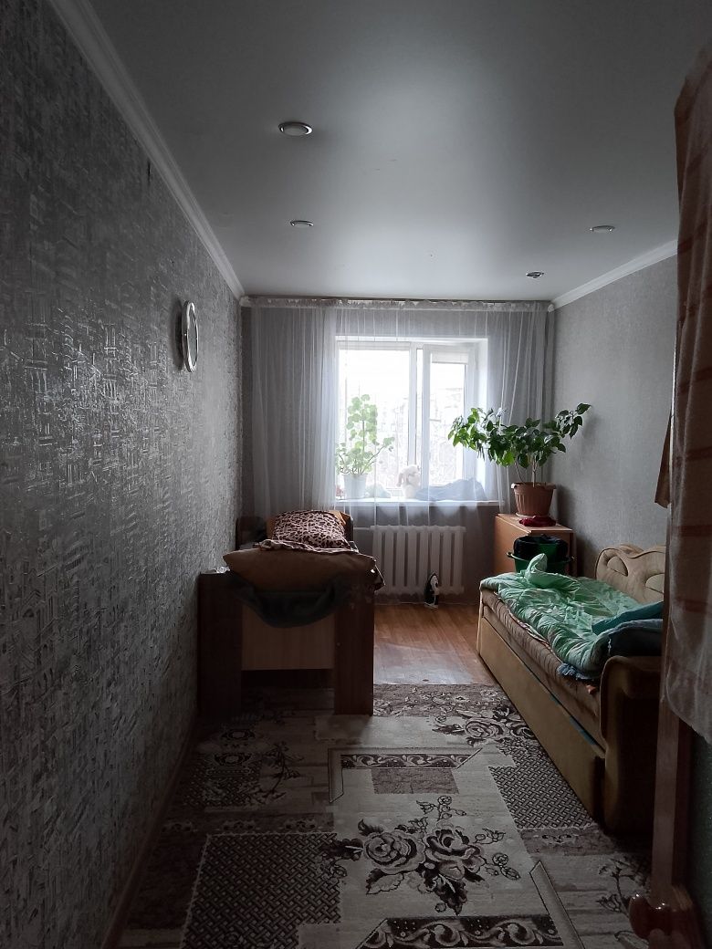 Продам двух комн квартиру