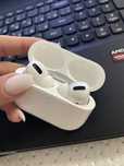AirPods AirPods Pro