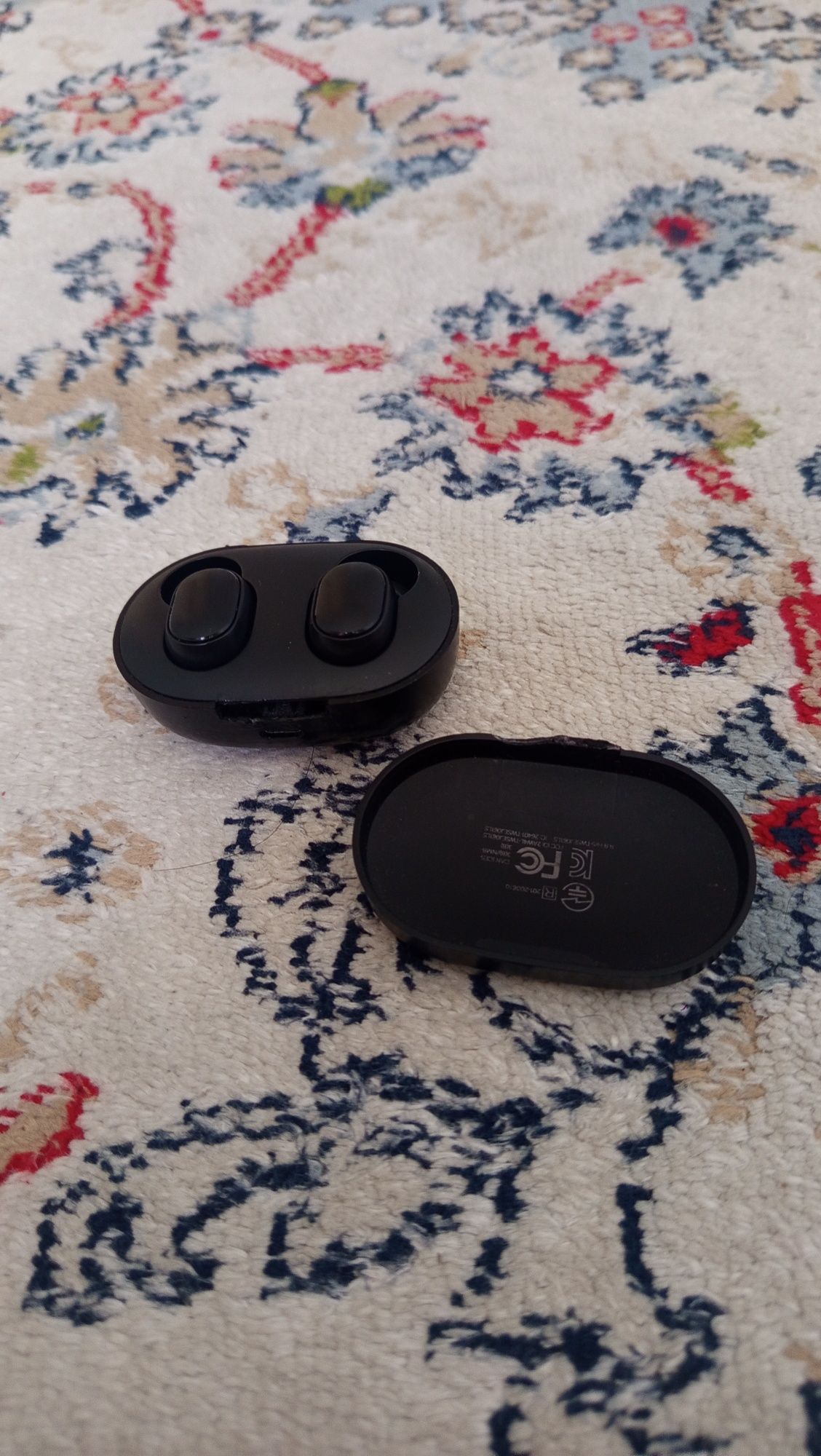 Продам наушники Xiaomi
