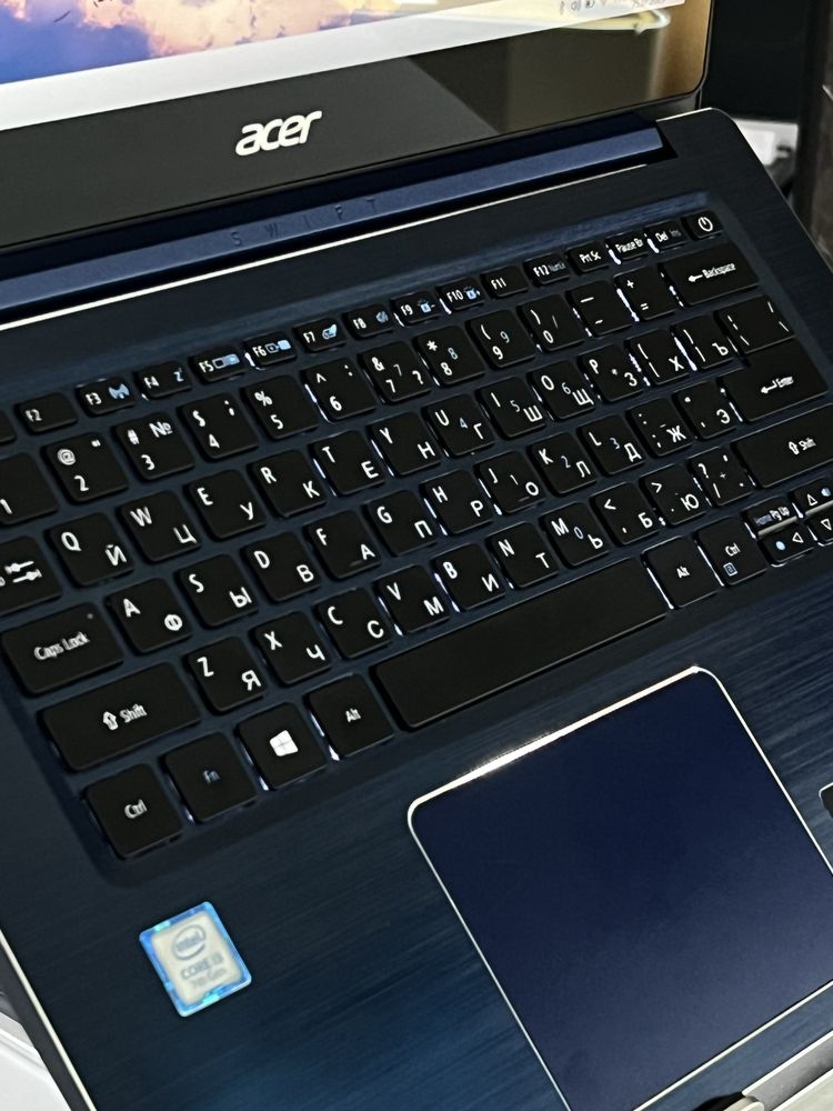 Acer SWIFT | Core i3-7130U | ОЗУ 4Gb | SSD 256Gb