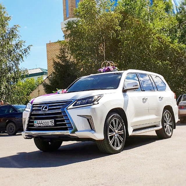 Авто с Водителем!!!Прокат авто . Аренда авто. Лимузин. Авто на свадьбу