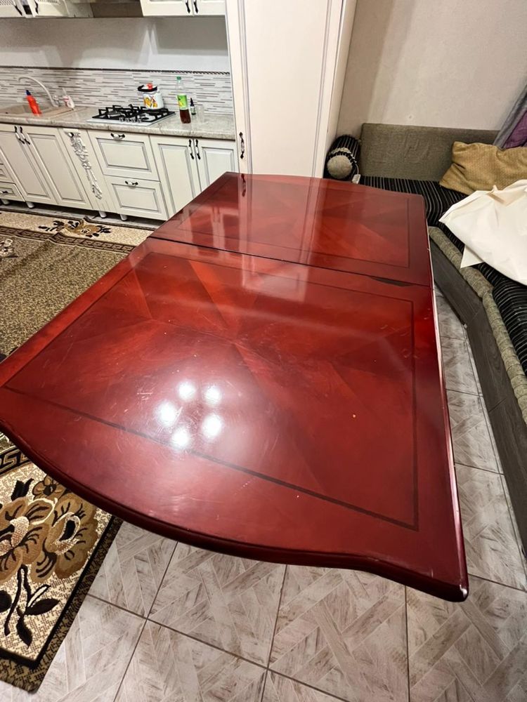 Продам кухонный диван и стол