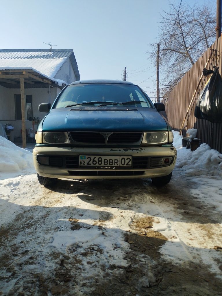 Митсубиси шариот