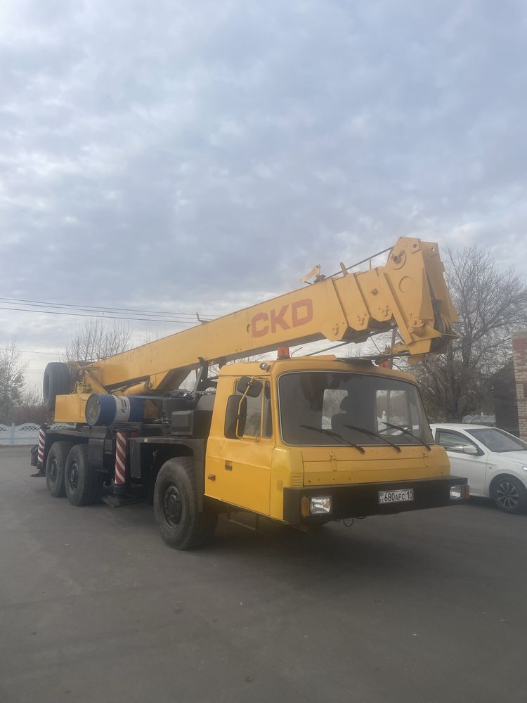 Продам автокран Tatra AD-28