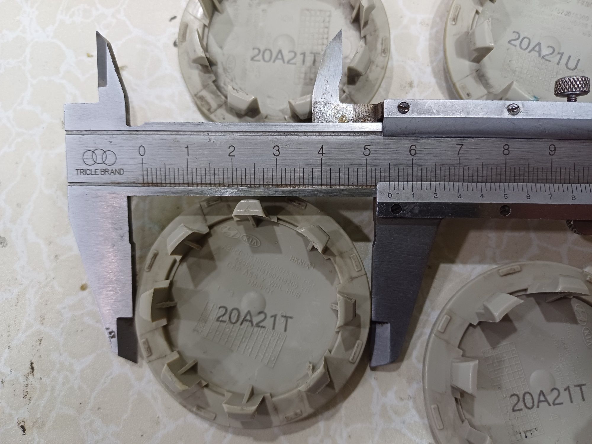 Продам Заглушка,колпак на диски оригинал
