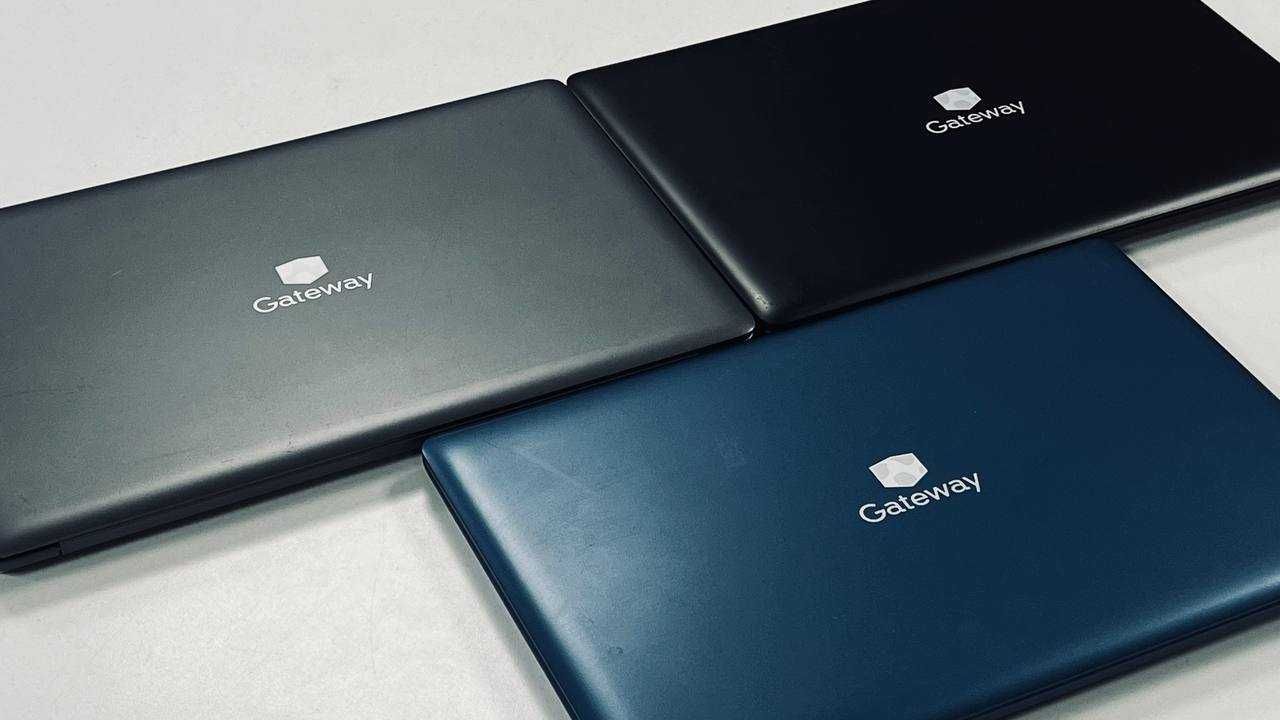 Ноутбук Gateway 15 для офисных задач - Core i3-1115G4/4GB/SSD 128GB