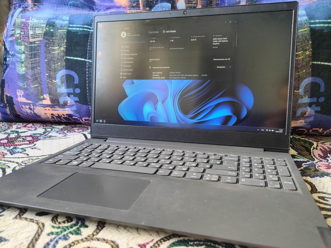 Ноутбук Lenovo V15-ADA