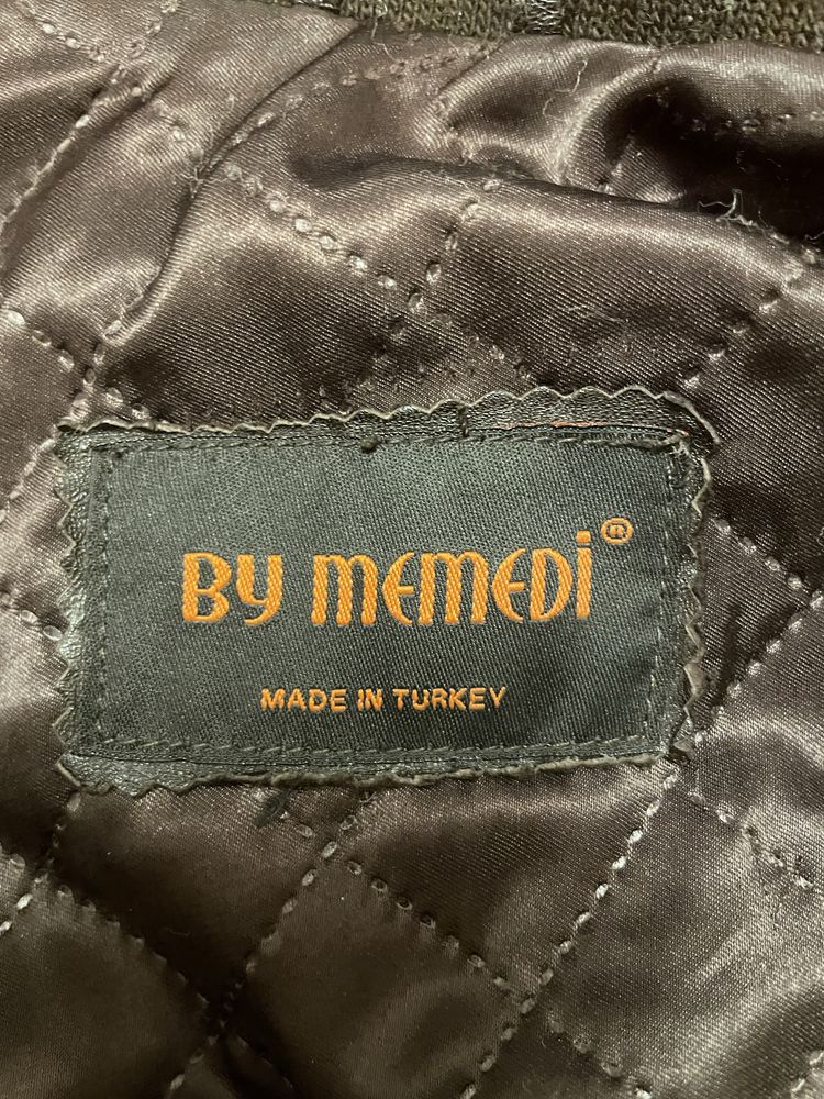 Продам кожанную ветровку, без потертости, размер XL
