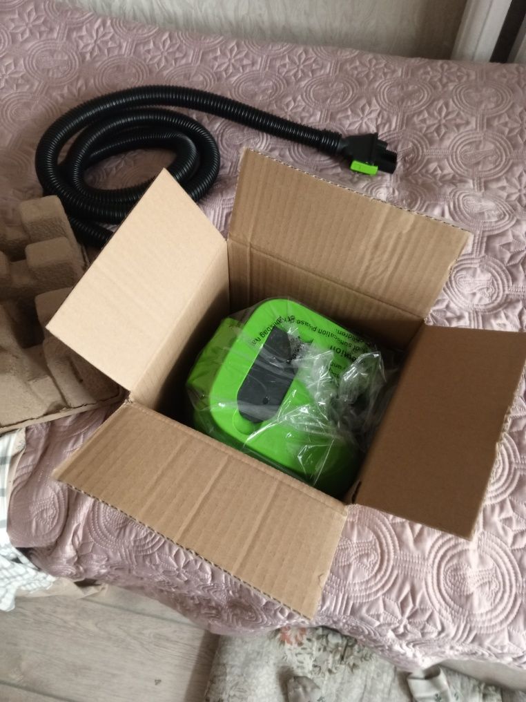 Продаж пылесос моющий