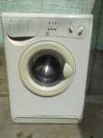 Стиральная машина Indesit продам.