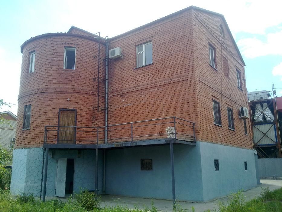 Продается дом в центре города