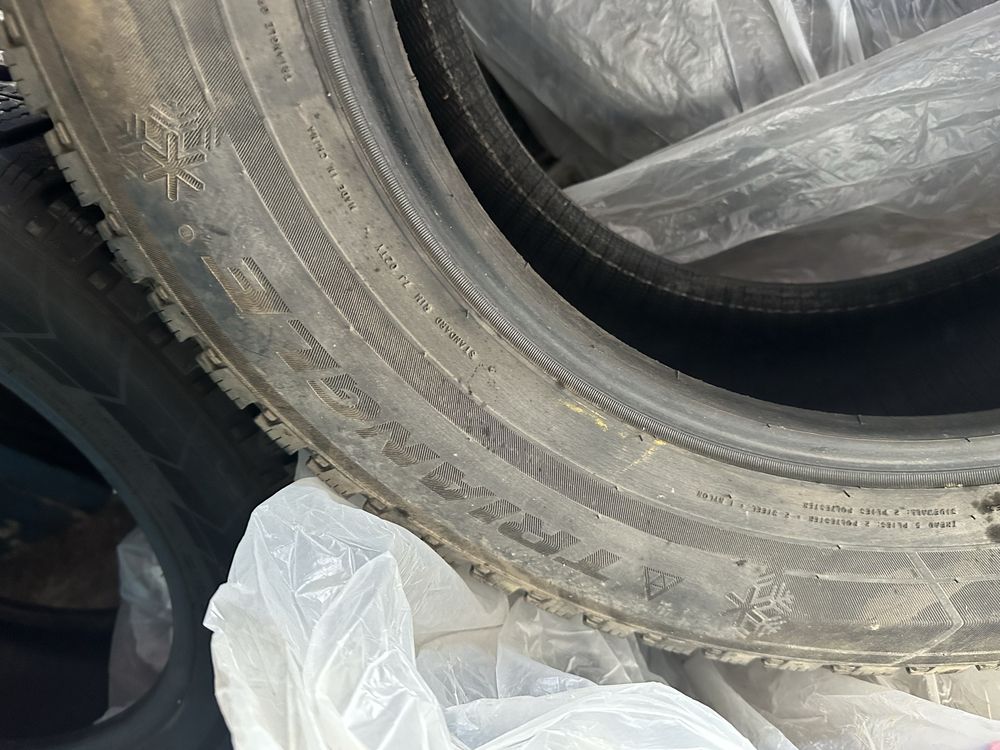Шины зимние зима 235/65 R17