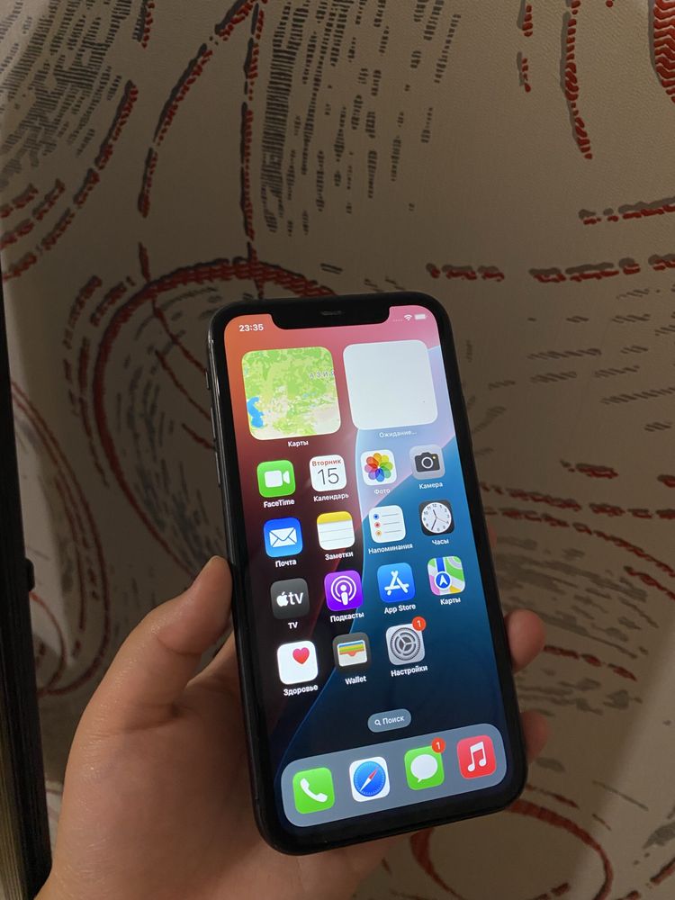 iPhone 11 128гб Apple