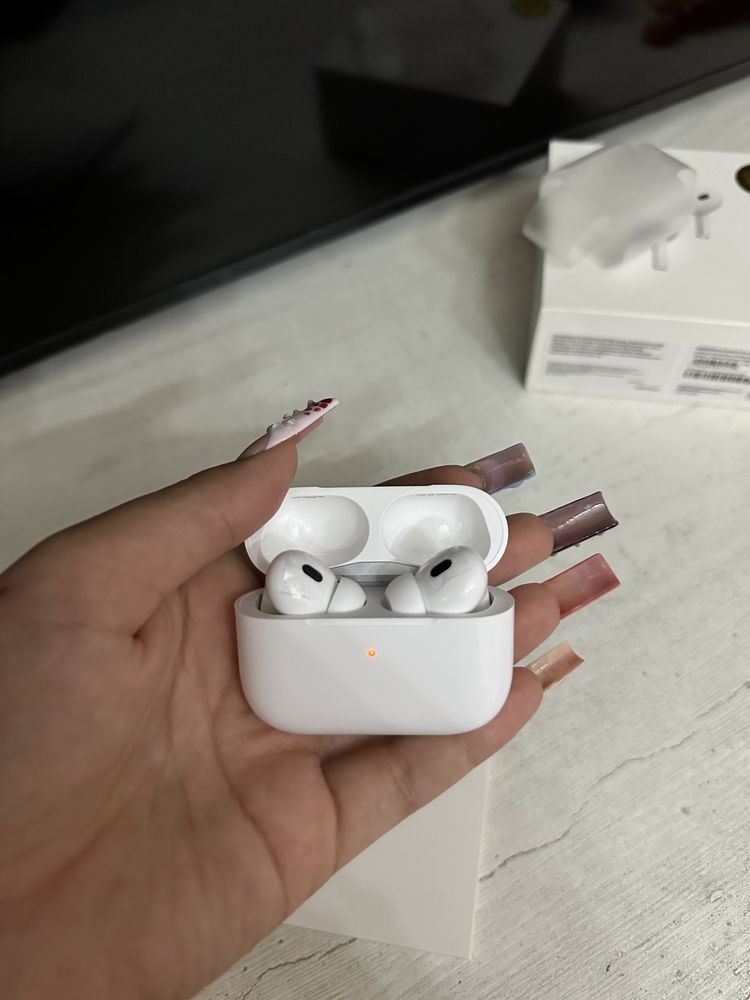 продаю airpods pro 2