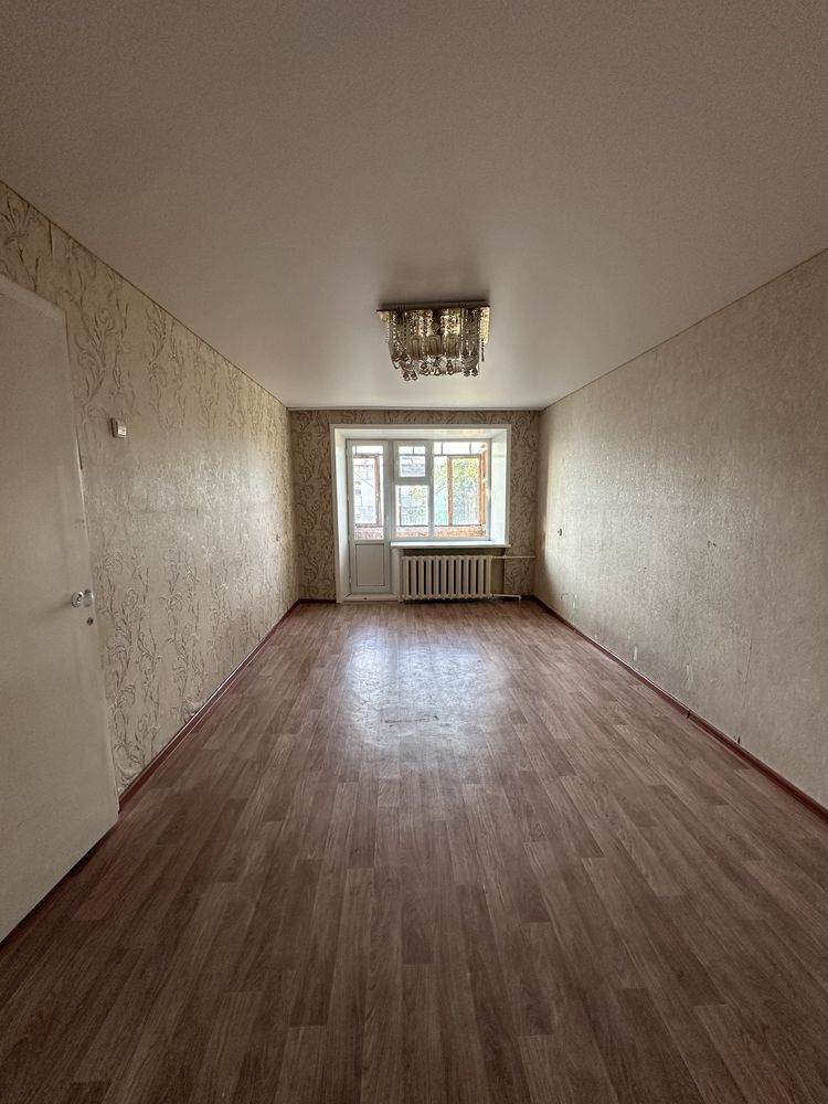 Продам 2-комнатную квартиру, удобное расположение