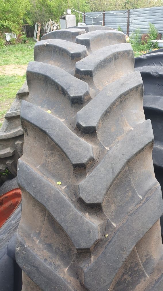 380/90R46 шины в хорошем состояний