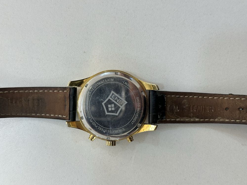 Часы Masculine Elegance LN3002
