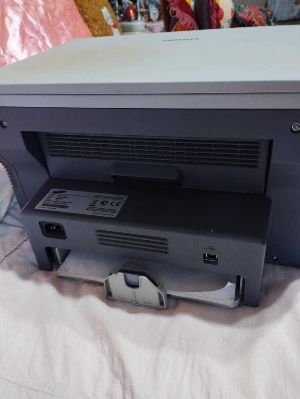 МФУ Samsung SCX-4200 (Принтер, сканер, копировальное устройство)