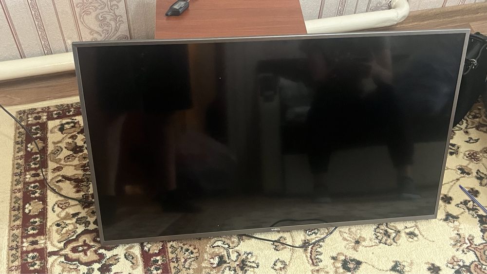 Телевизор, дисплей слабо работает