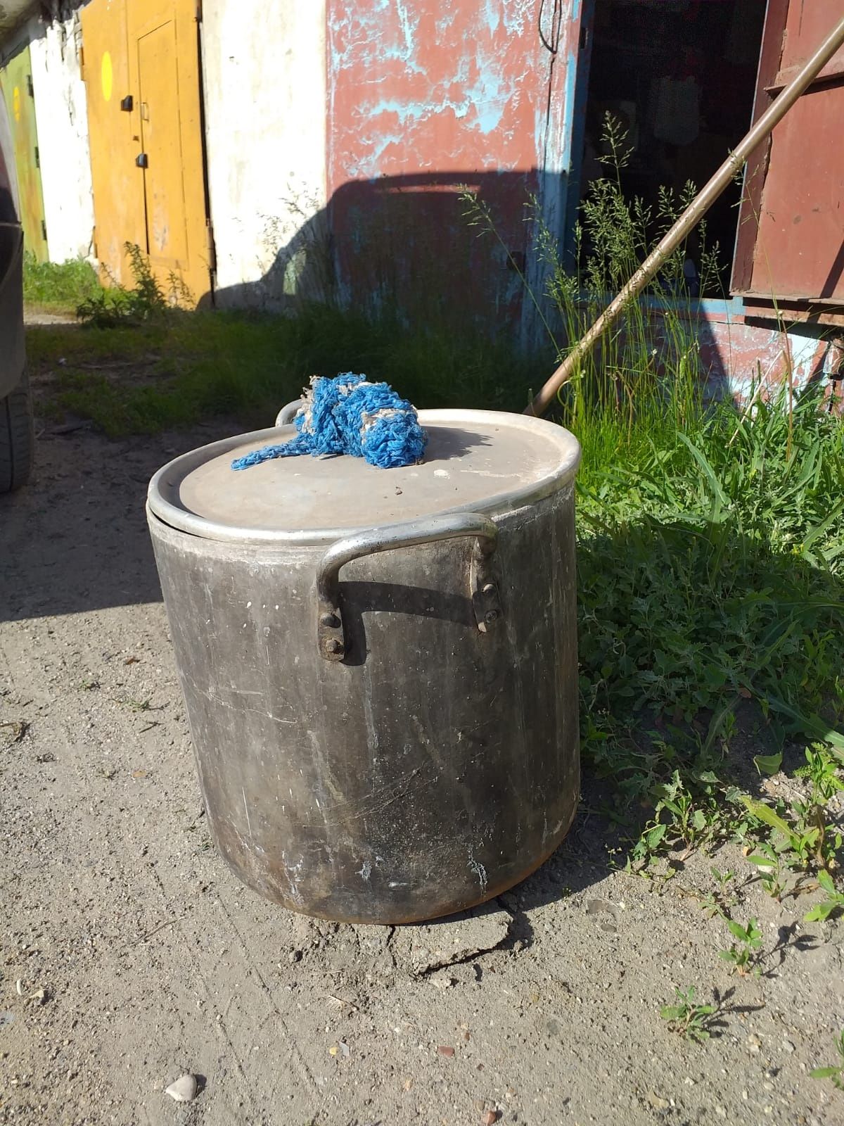 Продам дачный б/у инвентарь