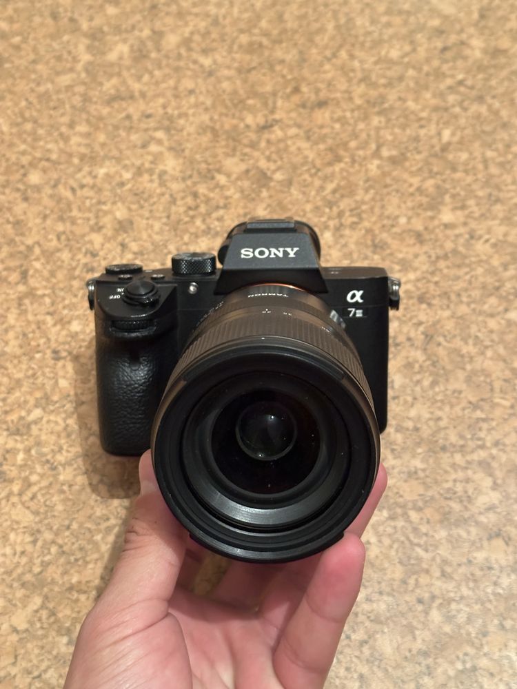 Sony A7 iii продается в хорошем состояний. В комплекте   2  батарейки