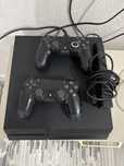 Продам PS4 б/у в отличном состоянии