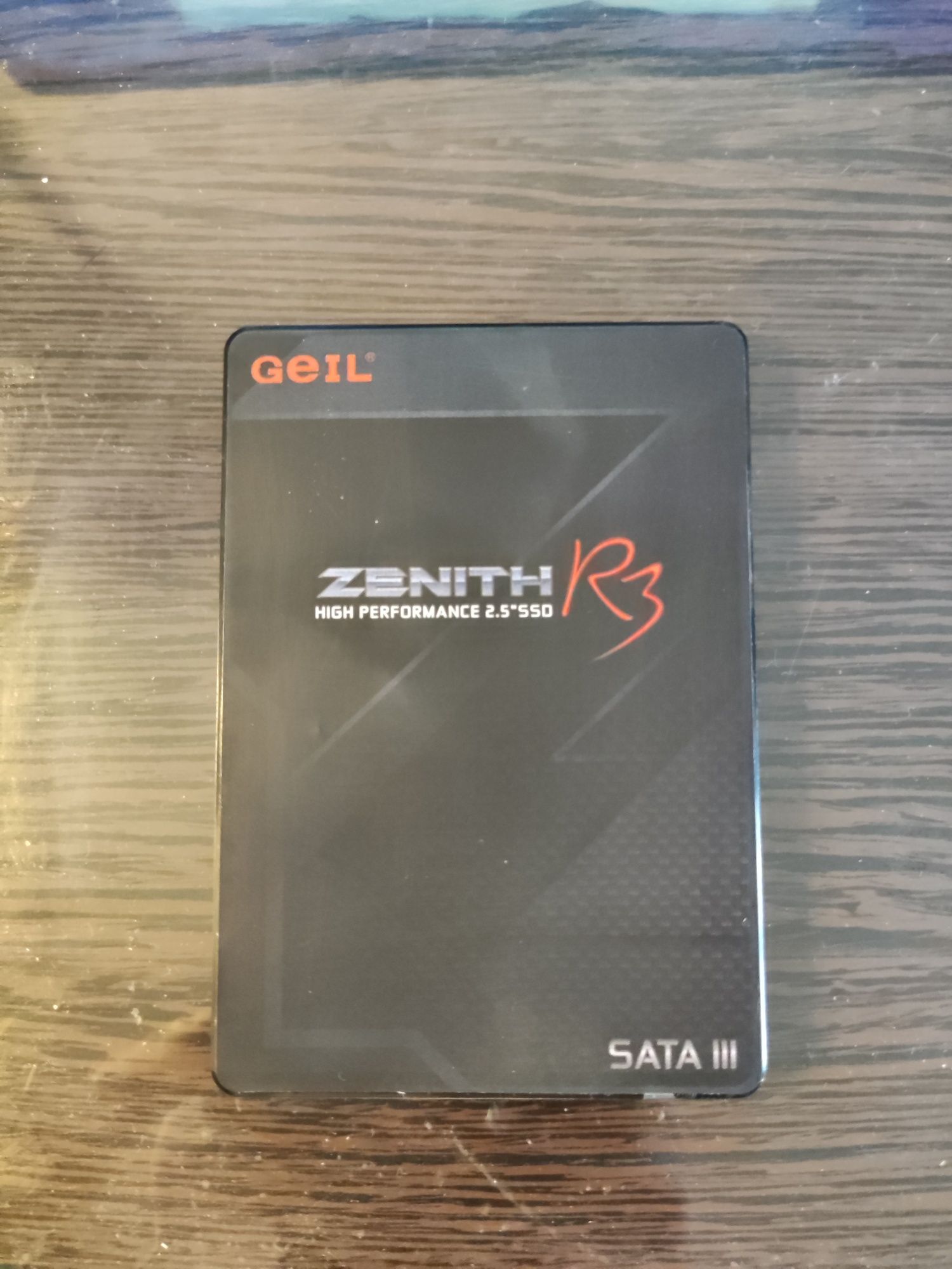 Рабочие жесткие диски SSD 256Gb Geil Zenith R3