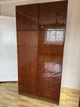Продается полированный шкаф