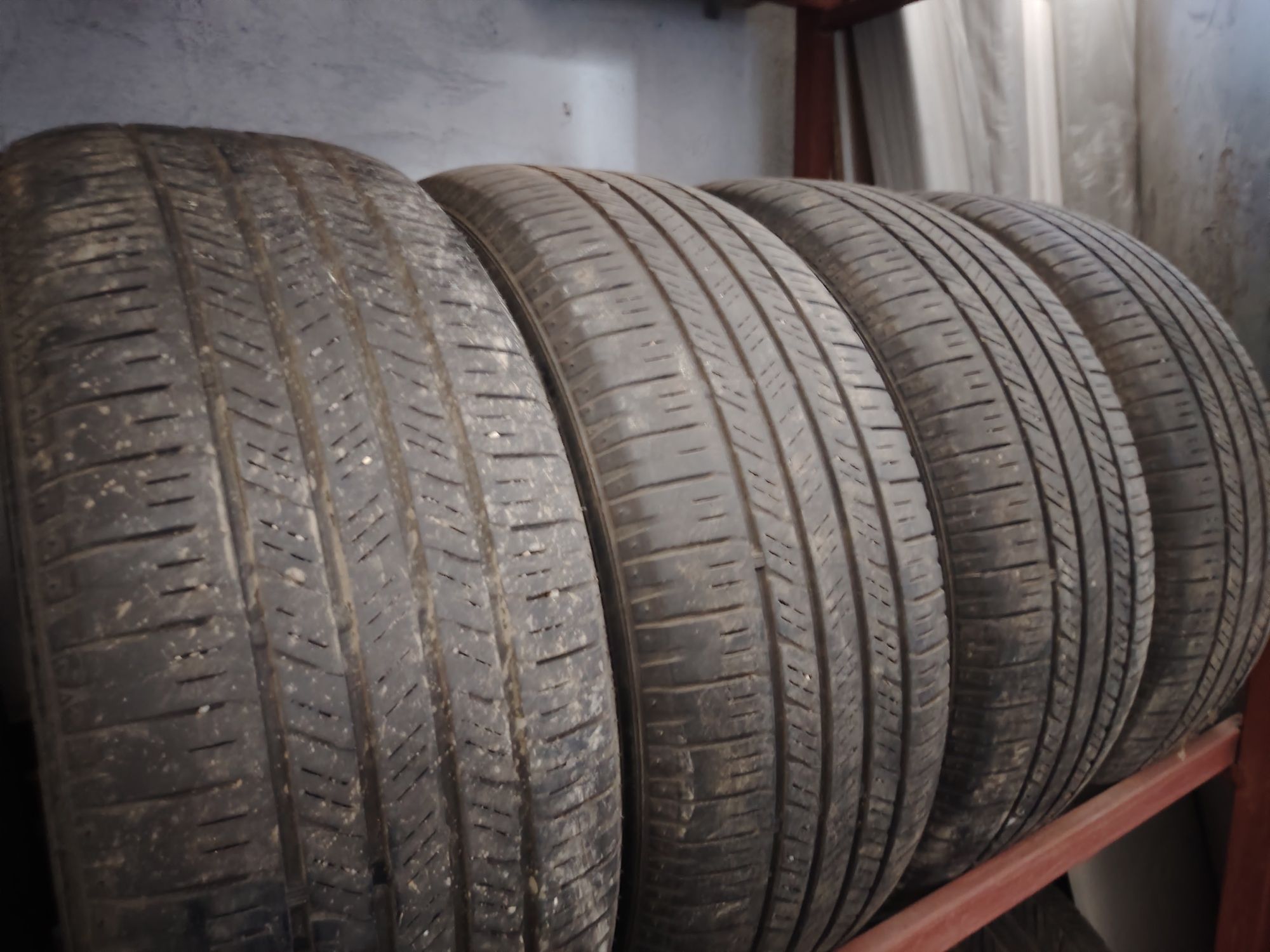Автошины летние 225/55 R18