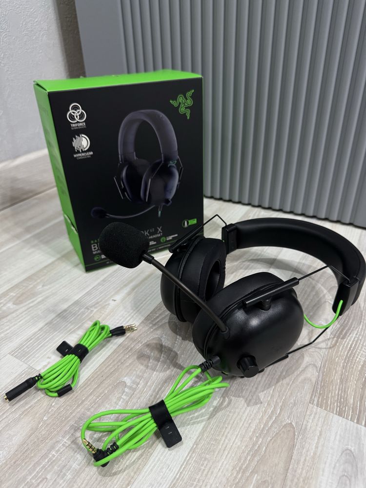 Игровые наушники RAZER Blackshark V2 X