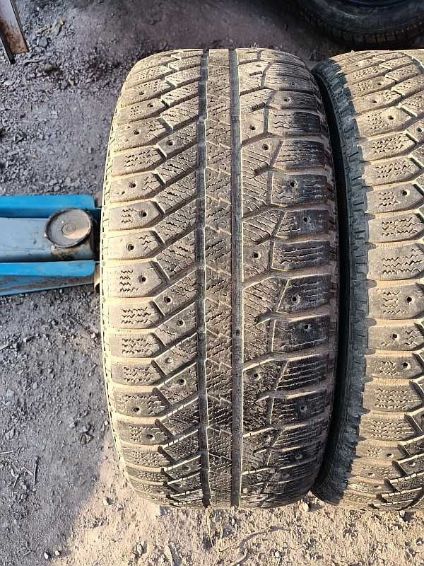 Шины 205/55 R16 - "Continental ContiWinterViking 2", липучки.