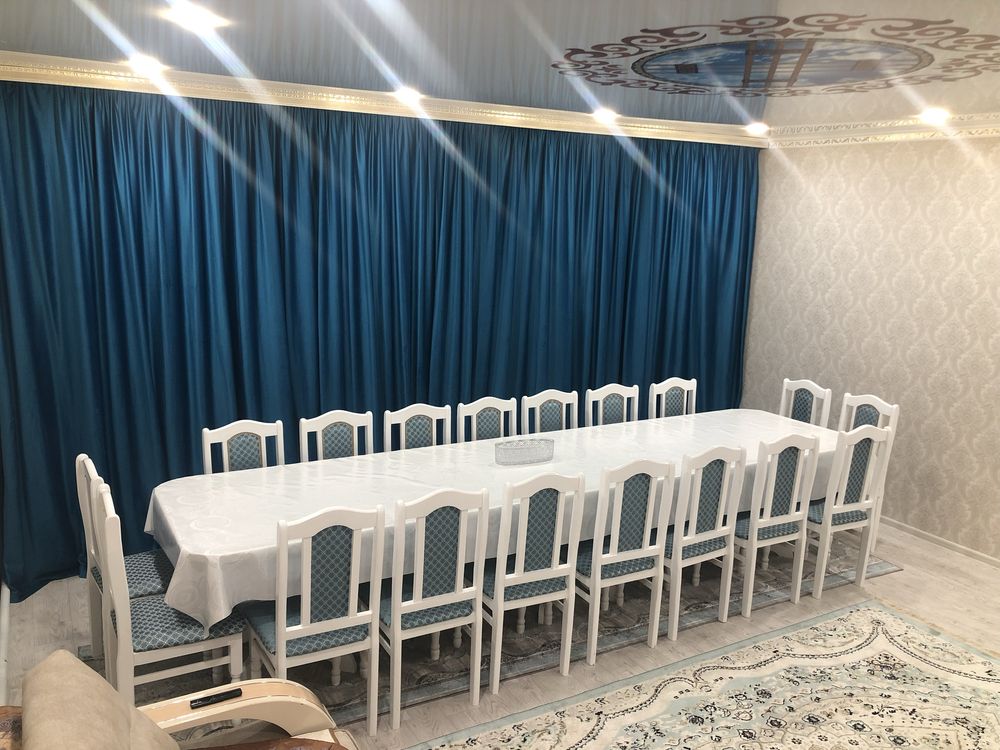 стол 18 отырғышымен, куриные ножки, 4.5м 5 метрге ұзартуға болады